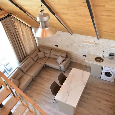 Duplex With Pool And Jacuzzi דמרה